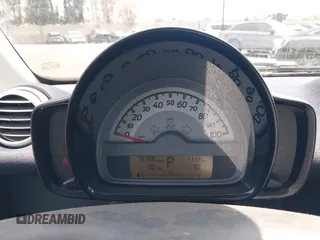 2014 Smart fortwo Pure z VIN WMEEJ3BAXEK744079, wystawiony jako IAAI lot #42421069 z przebiegiem 79 788 mil mil oraz . Historia ofert i sprzedaży dostępna na DreamBid. Obrazek 7.