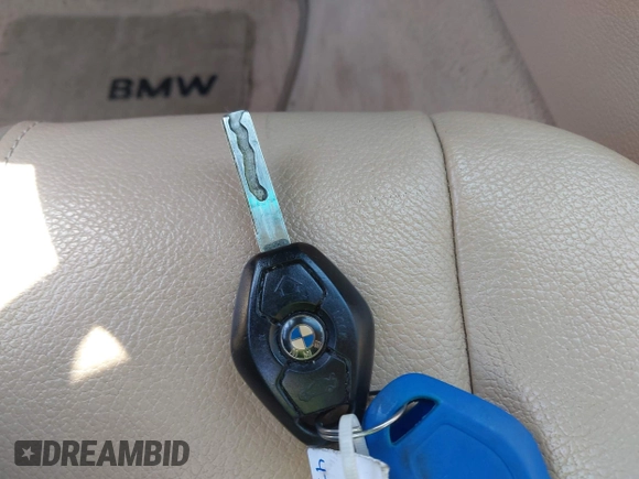 2008 BMW X3 3.0si with VIN WBXPC93478WJ12055, listed as a IAAI auction lot 42083053 with 164,061 mi miles and . Bid and sale history available at DreamBid. Image 11.