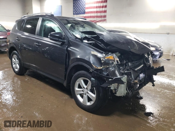 2014 Toyota RAV4 XLE with VIN 2T3RFREV1EW196953, listed as a Copart auction lot 46831595 with 0 mi miles and Salvage Title. Bid and sale history available at carsss.com. Image 4.