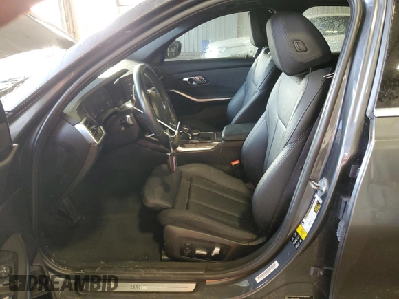 2019 BMW 3 Series 330i xDrive with VIN 3MW5R7J56K8B01550, listed as a Copart auction lot 43216675 with 59,962 mi miles and Salvage Title. Bid and sale history available at DreamBid. Image 7.