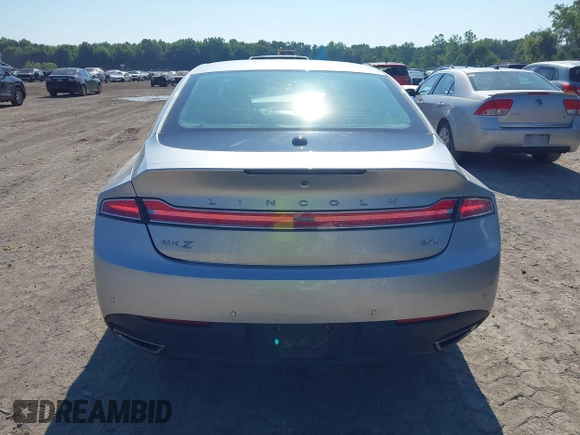 2014 Lincoln MKZ Hybrid with VIN 3LN6L2LU5ER822663, listed as a IAAI auction lot 42656735 with 122,025 mi miles and . Bid and sale history available at DreamBid. Image 16.