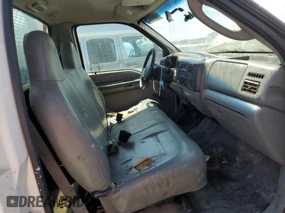 2003 Ford F-350 with VIN 1FTWF32S33EC43270, listed as a Copart auction lot 58818025 with 303,533 mi miles and Clean title. Bid and sale history available at DreamBid. Image 10.