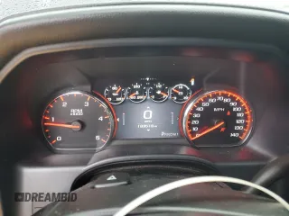 2015 GMC Sierra 2500HD available WiFi Denali with VIN 1GT120E89FF649153, listed as a Copart auction lot 43949515 with 189,518 mi miles and Salvage Title. Bid and sale history available at carsss.com. Image 9.