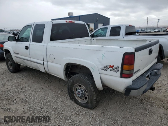 2004 GMC Sierra 2500HD SLE z VIN 1GTHK29U64E336548, wystawiony jako Copart lot #44979505 z przebiegiem 226 577 mil mil oraz Szkoda całkowita • Salvage title. Historia ofert i sprzedaży dostępna na DreamBid. Obrazek 2.