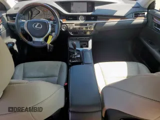 2014 Lexus ES 330 с VIN JTHBK1GGXE2137792, выставлен на аукционе Copart как лот 60974465 с пробегом 49 730 миль миль и Списание • Salvage title. История ставок и продаж доступна на DreamBid. Изображение 8.
