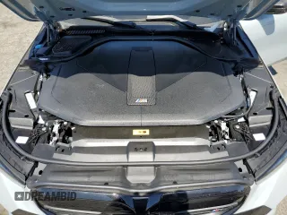 2024 BMW i5 M60 z VIN WBY43FK05RCR83468, wystawiony jako Copart lot #60697064 z przebiegiem 1703 mil mil oraz Szkody całkowita. Historia ofert i sprzedaży dostępna na DreamBid. Obrazek 13.