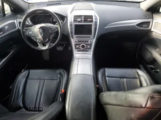 2020 Lincoln MKZ Standard with VIN 3LN6L5A91LR603843, listed as a Copart auction lot 48695455 with 48,952 mi miles and Salvage title. Bid and sale history available at DreamBid. Image 8.