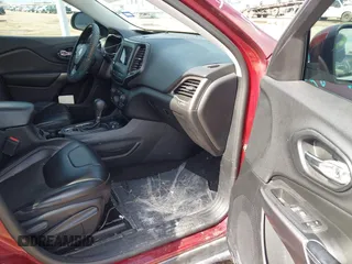 2019 Jeep Cherokee Latitude Plus with VIN 1C4PJLLBXKD444248, listed as a IAAI auction lot 42383148 with 114,532 mi miles and . Bid and sale history available at DreamBid. Image 5.