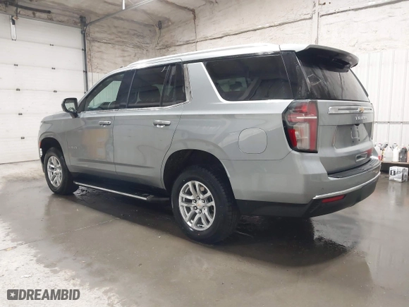 2024 Chevrolet Tahoe LT with VIN 1GNSKNKDXRR133204, listed as a IAAI auction lot 41756028 with 33,140 mi miles. Bid and sale history available at carsss.com. Image 3.