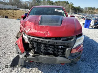 2021 Chevrolet Colorado 4WD ZR2 z VIN 1GCGTEEN5M1162195, wystawiony jako Copart lot #46442995 z przebiegiem 40 692 mil mil oraz Szkoda całkowita • Salvage title. Historia ofert i sprzedaży dostępna na DreamBid. Obrazek 5.
