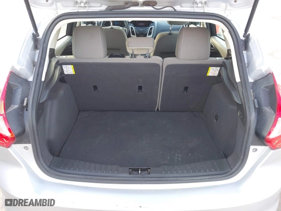 2012 Ford Focus SE with VIN 1FAHP3K27CL185977, listed as a IAAI auction lot 41674498 with 140,312 mi miles. Bid and sale history available at carsss.com. Image 18.