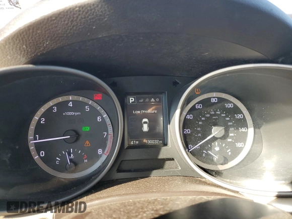 2018 Hyundai Santa Fe 2.4L z VIN 5XYZTDLB5JG568579, wystawiony jako Copart lot #82534794 z przebiegiem 130 032 mil mil oraz Szkoda całkowita • Salvage title. Historia ofert i sprzedaży dostępna na DreamBid. Obrazek 9.