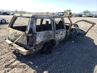 1994 Ford Explorer Eddie Bauer z VIN 1FMDU34X3RUA09355, wystawiony jako Copart lot #61954763 z przebiegiem Nie podano mil oraz Szkoda całkowita • Salvage title. Historia ofert i sprzedaży dostępna na DreamBid. Obrazek 3.