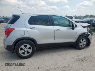2020 Chevrolet Trax LS with VIN 3GNCJKSB0LL117242, listed as a Copart auction lot 59346525 with 106,347 mi miles and Salvage title. Bid and sale history available at DreamBid. Image 3.