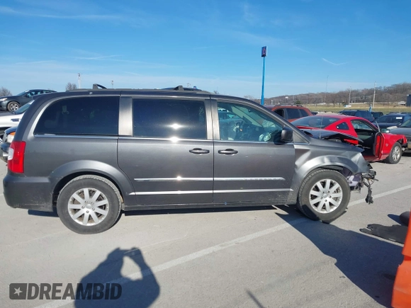 2016 Chrysler Town & Country Touring with VIN 2C4RC1BG0GR295907, listed as a IAAI auction lot 41254364 with 153,654 mi miles. Bid and sale history available at carsss.com. Image 13.