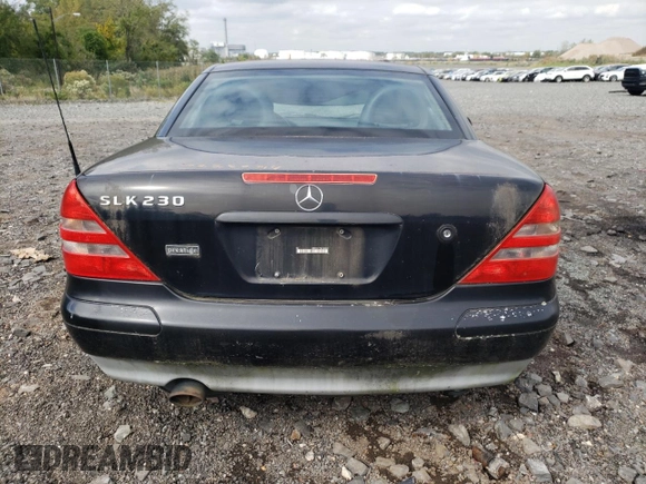1998 Mercedes-Benz SLK 230/320 with VIN WDBKK47F2WF063948, listed as a Copart auction lot 73257714 with 182,938 mi miles and Clean Title. Bid and sale history available at DreamBid. Image 6.