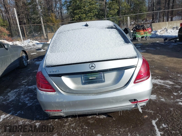 2015 Mercedes-Benz S-Class S 550 with VIN WDDUG8CB6FA069003, listed as a IAAI auction lot 41366424 with 61,856 mi miles. Bid and sale history available at carsss.com. Image 16.