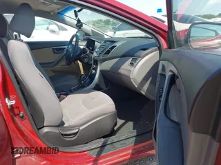 2016 Hyundai Elantra SE z VIN 5NPDH4AE6GH728494, wystawiony jako IAAI lot #42444583 z przebiegiem 100 824 mil mil oraz . Historia ofert i sprzedaży dostępna na DreamBid. Obrazek 5.