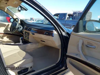 2011 BMW 3 Series 328i with VIN WBAPH7G57BNM54430, listed as a IAAI auction lot 41851093 with 188,291 mi miles. Bid and sale history available at carsss.com. Image 5.