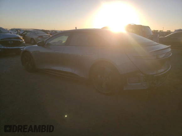 2024 Lucid Air Touring z VIN 50EA1TEA1RA004646, wystawiony jako Copart lot #88122555 z przebiegiem Nie podano mil oraz Szkody całkowita. Historia ofert i sprzedaży dostępna na DreamBid. Obrazek 2.