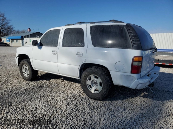 2000 GMC Yukon SLT with VIN 1GKEK13T5YJ166021, listed as a Copart auction lot 72625274 with 241,281 mi miles and Salvage Title. Bid and sale history available at carsss.com. Image 2.