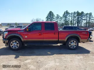 2015 Ford Super Duty F-250 SRW Lariat with VIN 1FT7W2BT5FED40059, listed as a IAAI auction lot 41762002 with 117,036 mi miles. Bid and sale history available at carsss.com. Image 15.