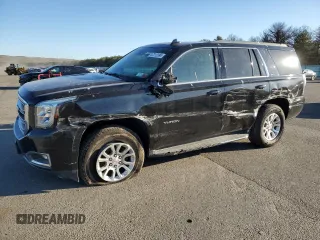 2017 GMC Yukon SLT with VIN 1GKS2BKC3HR198526, listed as a Copart auction lot 47212184 with 137,101 mi miles and Salvage Title. Bid and sale history available at carsss.com. Image 1.
