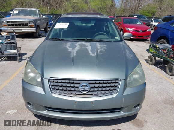 2005 Nissan Altima 2.5 S with VIN 1N4AL11DX5C269251, listed as a IAAI auction lot 41979332 with 236,068 mi miles. Bid and sale history available at carsss.com. Image 6.