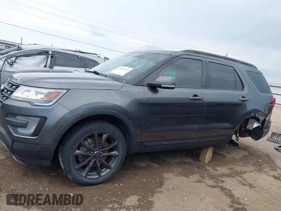 2017 Ford Explorer XLT z VIN 1FM5K7D86HGE19218, wystawiony jako IAAI lot #42344113 z przebiegiem 72 614 mil mil oraz . Historia ofert i sprzedaży dostępna na DreamBid. Obrazek 15.