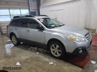 2014 Subaru Outback 2.5i with VIN 4S4BRBAC4E3234002, listed as a Copart auction lot 45196685 with 111,045 mi miles and Clean Title. Bid and sale history available at carsss.com. Image 4.