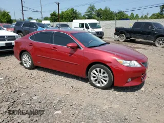 2014 Lexus ES 300h with VIN JTHBW1GG4E2050166, listed as a Copart auction lot 58517595 with 69,994 mi miles and Salvage title. Bid and sale history available at DreamBid. Image 4.