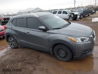 2018 Nissan Kicks SV with VIN 3N1CP5CU9JL541141, listed as a IAAI auction lot 41723052 with 164,461 mi miles. Bid and sale history available at carsss.com. Image 14.