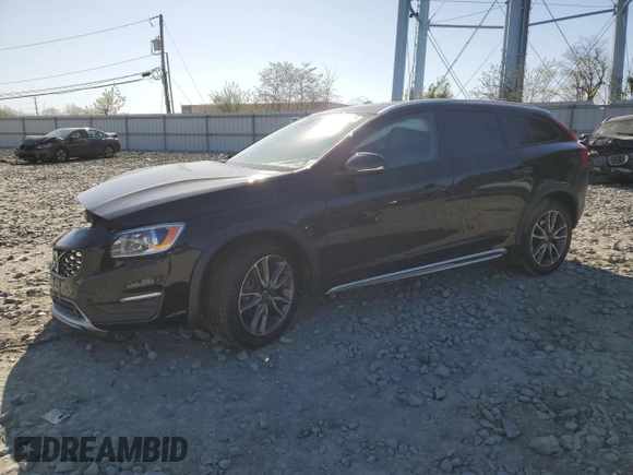 2018 Volvo V60 z VIN YV440MWK0J2057058, wystawiony jako Copart lot #53334575 z przebiegiem 82 041 mil mil oraz Szkoda całkowita • Salvage title. Historia ofert i sprzedaży dostępna na DreamBid. Obrazek 1.