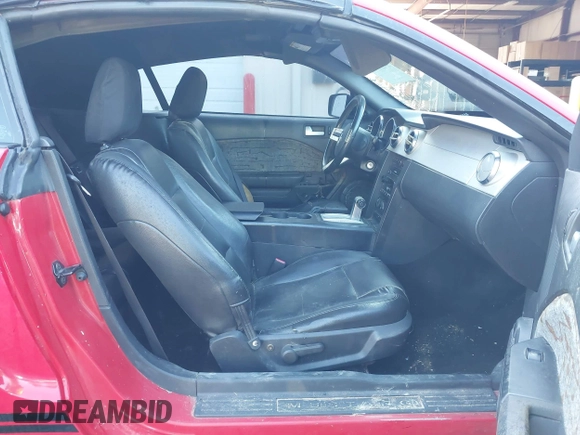 2005 Ford Mustang Deluxe with VIN 1ZVFT84N755233421, listed as a IAAI auction lot 42632466 with 202,825 mi miles and . Bid and sale history available at DreamBid. Image 5.
