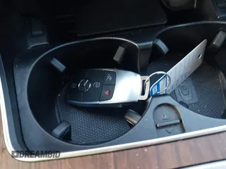 2022 Mercedes-Benz GLC 300 with VIN W1N0G8DB0NG057604, listed as a IAAI auction lot 42381397 with 29,171 mi miles and . Bid and sale history available at DreamBid. Image 11.