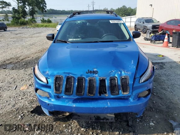 2017 Jeep Cherokee Altitude с VIN 1C4PJLAB3HW652469, выставлен на аукционе Copart как лот 62276965 с пробегом 174 242 миль миль и Списание • Salvage title. История ставок и продаж доступна на DreamBid. Изображение 5.