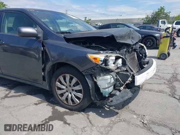 2013 Toyota Corolla L with VIN JTDBU4EE2DJ113876, listed as a IAAI auction lot 42044548 with 232,500 mi miles. Bid and sale history available at carsss.com. Image 18.