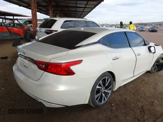 2018 Nissan Maxima SR with VIN 1N4AA6AP1JC397613, listed as a IAAI auction lot 41557340 with 84,749 mi miles. Bid and sale history available at carsss.com. Image 4.