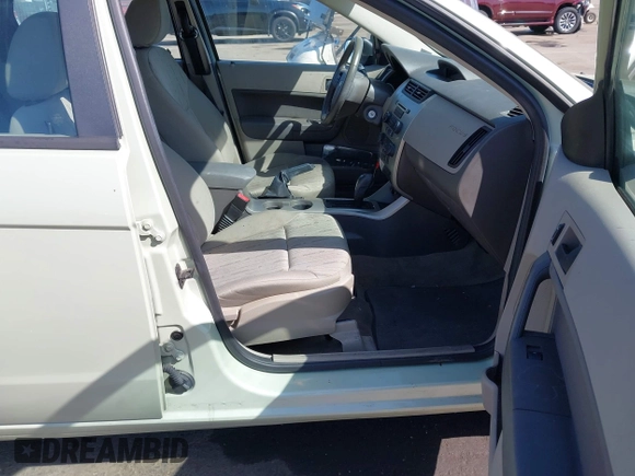 2011 Ford Focus SE with VIN 1FAHP3FN9BW167286, listed as a IAAI auction lot 42087263 with 71,923 mi miles. Bid and sale history available at carsss.com. Image 5.