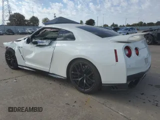 2017 Nissan GT-R Premium z VIN JN1AR5EF1HM820695, wystawiony jako Copart lot #74926844 z przebiegiem 17 647 mil mil oraz Szkody całkowita. Historia ofert i sprzedaży dostępna na DreamBid. Obrazek 2.