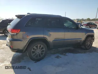 2016 Jeep Grand Cherokee Limited 75th Anniversary with VIN 1C4RJFBG7GC411146, listed as a Copart auction lot 53328675 with 110,439 mi miles and Salvage Title. Bid and sale history available at DreamBid. Image 3.