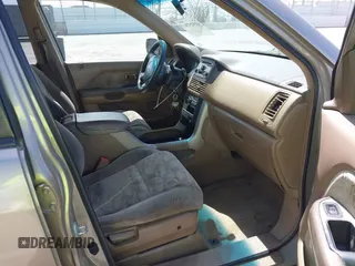 2003 Honda Pilot EX with VIN 2HKYF18433H540691, listed as a IAAI auction lot 41925703 with 192,612 mi miles. Bid and sale history available at carsss.com. Image 5.
