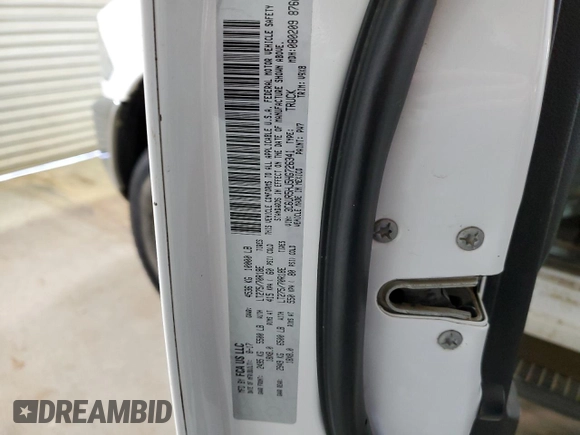 2017 Ram 2500 Tradesman z VIN 3C6UR5HJ5HG726341, wystawiony jako Copart lot #89366005 z przebiegiem 102 375 mil mil oraz Czysty tytuł • Clean title. Historia ofert i sprzedaży dostępna na DreamBid. Obrazek 12.