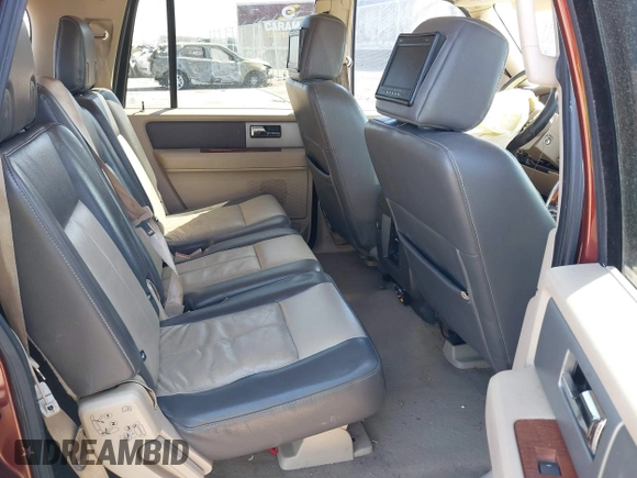 2007 Ford Expedition Max Eddie Bauer with VIN 1FMFK18587LA61689, listed as a IAAI auction lot 41823676 with 257,345 mi miles and . Bid and sale history available at DreamBid. Image 8.