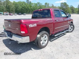 2016 Ram 1500 Big Horn z VIN 3C6RR7LT1GG207778, wystawiony jako IAAI lot #42223561 z przebiegiem 172 704 mil mil oraz . Historia ofert i sprzedaży dostępna na DreamBid. Obrazek 4.