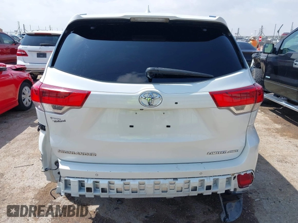 2019 Toyota Highlander Limited with VIN 5TDDZRFH5KS958544, listed as a IAAI auction lot 42094765 with 110,364 mi miles and . Bid and sale history available at DreamBid. Image 17.