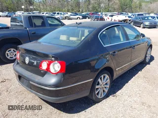 2006 Volkswagen Passat Lux with VIN WVWEK93C76P079628, listed as a IAAI auction lot 41809984 with 202,602 mi miles and . Bid and sale history available at DreamBid. Image 4.
