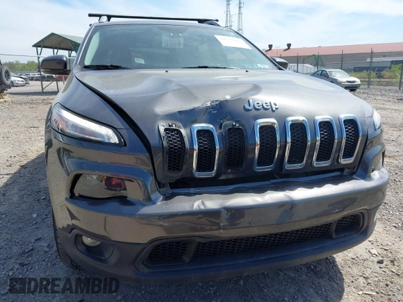 2018 Jeep Cherokee Latitude Plus z VIN 1C4PJMLX5JD603290, wystawiony jako IAAI lot #42237865 z przebiegiem 89 516 mil mil oraz . Historia ofert i sprzedaży dostępna na DreamBid. Obrazek 6.
