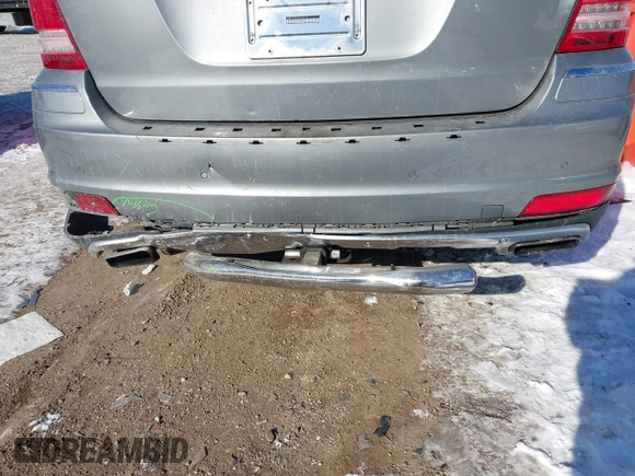 2012 Mercedes-Benz GL 350 with VIN 4JGBF2FE6CA767674, listed as a IAAI auction lot 41583802 with 101,569 mi miles and . Bid and sale history available at DreamBid. Image 14.