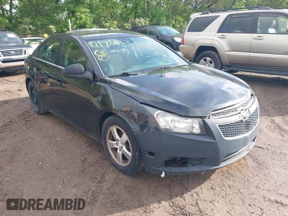 2014 Chevrolet Cruze 1LT with VIN 1G1PC5SB1E7298079, listed as a IAAI auction lot 42195963 with 204,991 mi miles and . Bid and sale history available at DreamBid. Image 1.